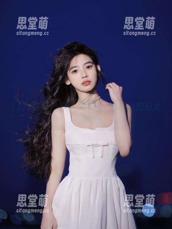 17c吃瓜分享：看看谁的瓜大谁的瓜甜