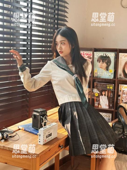 找个舒服的角落，在“51app”地址里静等瓜熟。