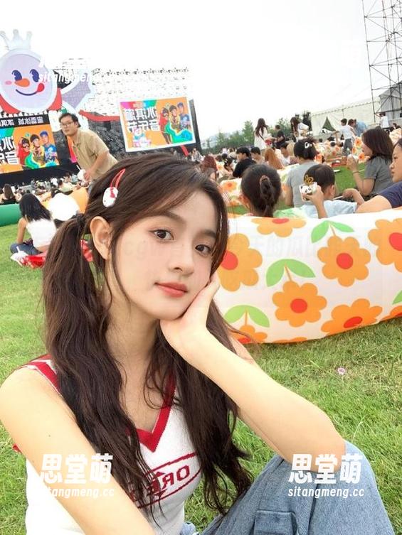 51cgw首页，今天的瓜比昨天的还香，快来加入吃瓜大军！