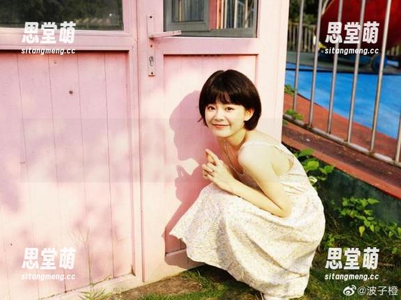 www.51cg传送门：吃瓜群众的心声，一场戏精们的狂欢！