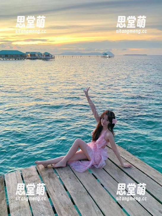 在www.51cg，你只需一个app就能包揽整个娱乐圈的瓜皮大事！