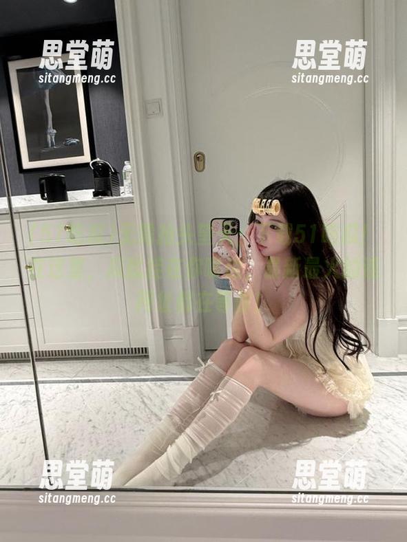 51吃瓜 无需抬头望天;下载51吃瓜!在这里,瓜就挂在你嘴边,最新最火的连网址都在等你!