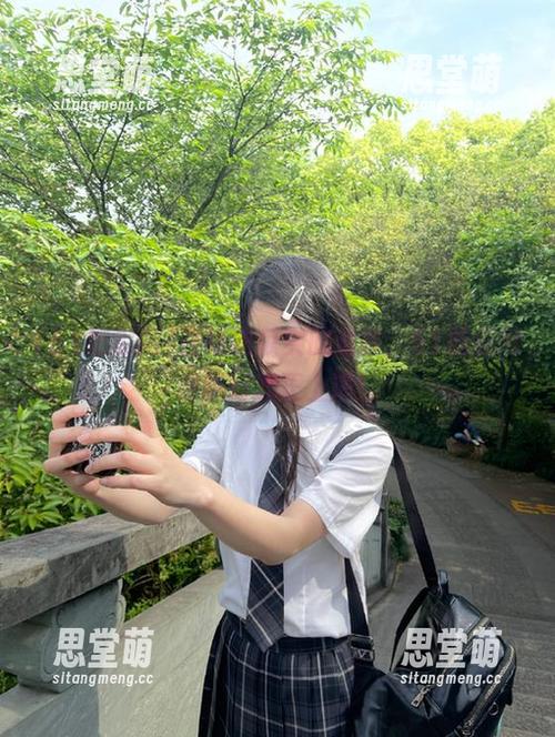 在线吃瓜实时追踪，51吃瓜网最新好戏正上演！