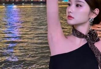 更新！52吃瓜网提醒：天天吃瓜不是梦，关键是要停下来感受那些奇思妙想的瞬间！