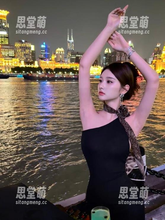 52吃瓜网 更新!52吃瓜网提醒:天天吃瓜不是梦,关键是要停下来感受那些奇思妙想的瞬间!
