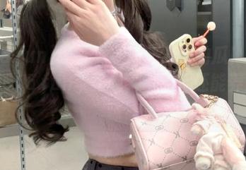从未见过如此离谱的瓜！赶紧下载655.fun苹果版，说不定还能养成品味！