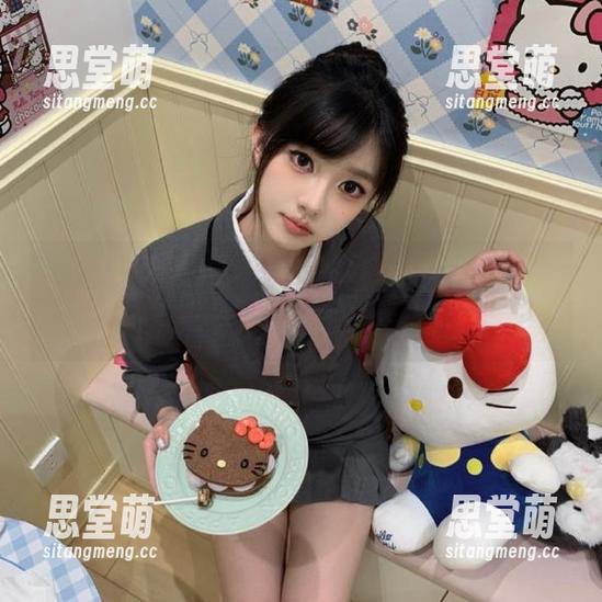 718.sx 下载718.sx,我真的不敢相信这些瓜还能这样吃,简直是眼前一亮!