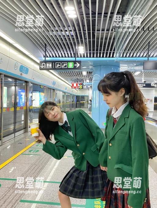 718吃瓜网址官方：分享瓜事、聚焦悬疑，别让瓜跑了！