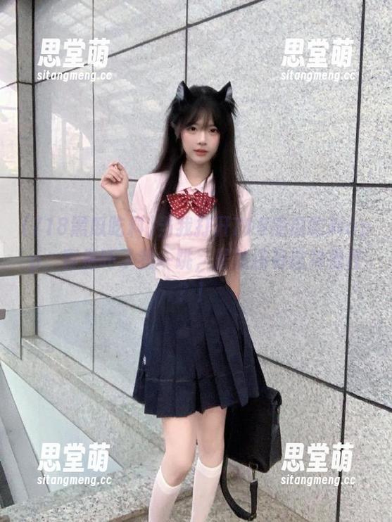 718黑瓜吃料 当我打开718黑瓜吃料app,真是吓了我一跳,居然还有这种操作?!