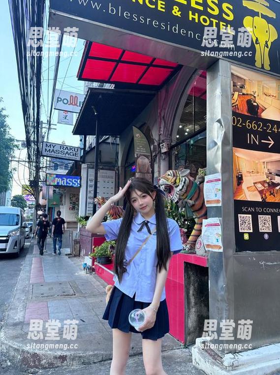 92吃瓜 饭后的甜点?在92吃瓜网页上永不迷路,把瓜吃得酣畅淋漓!