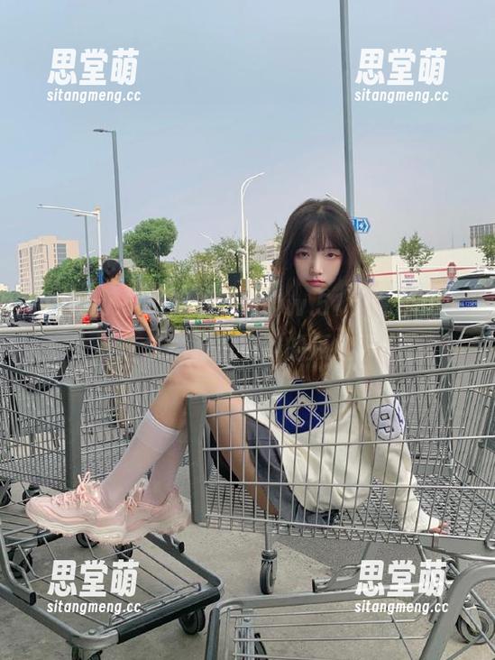 观看‘www.51cg,com’那些你绝对想不到的瓜故事！
