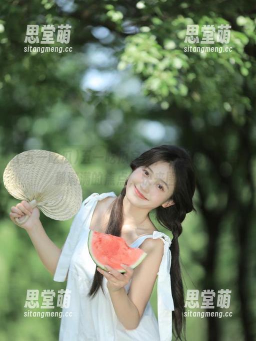 五一吃瓜官网，直达吃瓜群里那满满的焦点，快来围观！