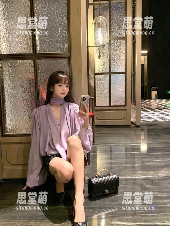 当‘朕’在看国产吃瓜苹果版，你在做什么？！