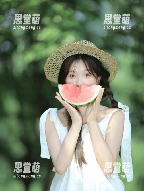“zzzttt.黑料不打烊”最新更新，首页连连看，看得我都开始怀疑人生了。