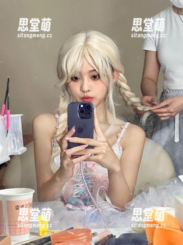 黑料不打烊 首页黑料不打烊ccgg:谁说八卦不能成真?今天的热热点直击灵魂!