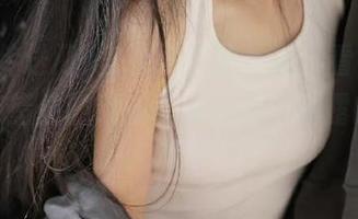 登录黑料传送门，看看电梯里那些错位的目光和瞬间自我暴露的瞬间！