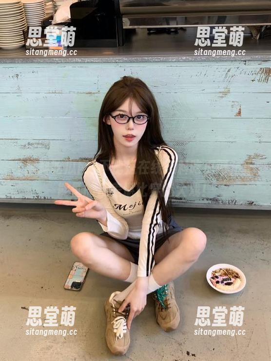 不愧是在线黑料吃瓜网，正能量的反差堪比穿越大戏！