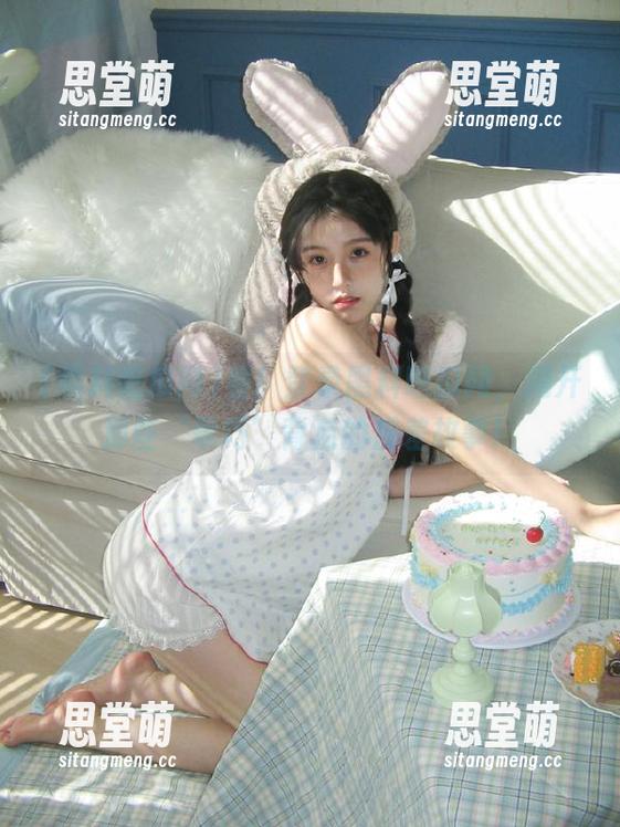 看！登录黑料吃瓜网，揭开那些‘乖巧’背后的反差故事！