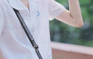 苹果版黑料吃瓜网页：一键登录，瓜吃到停不下来～