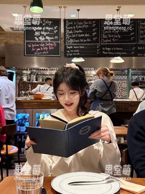 黑料正能量 用黑料正能量index网页解锁生活的小快乐,是什么在你等待?