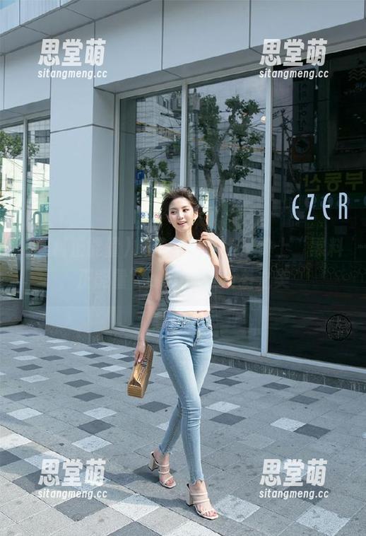 黑料正能量 校花黑料盘点,快上“黑料正能量”app感受反差之美