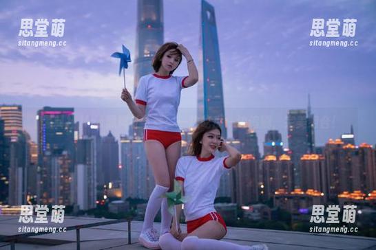ios黑料社下载：一边吃瓜一边追剧，完美组合！