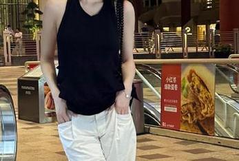 当黑料网不打烊，链接如流水，偶尔感觉像在游泳。