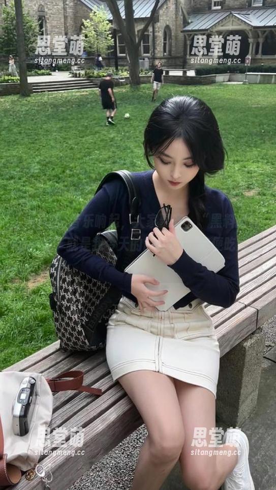 黑料网 音乐响起,大家聚齐,“黑料网在线地址”就是我今天的Party,随便吃瓜吧!